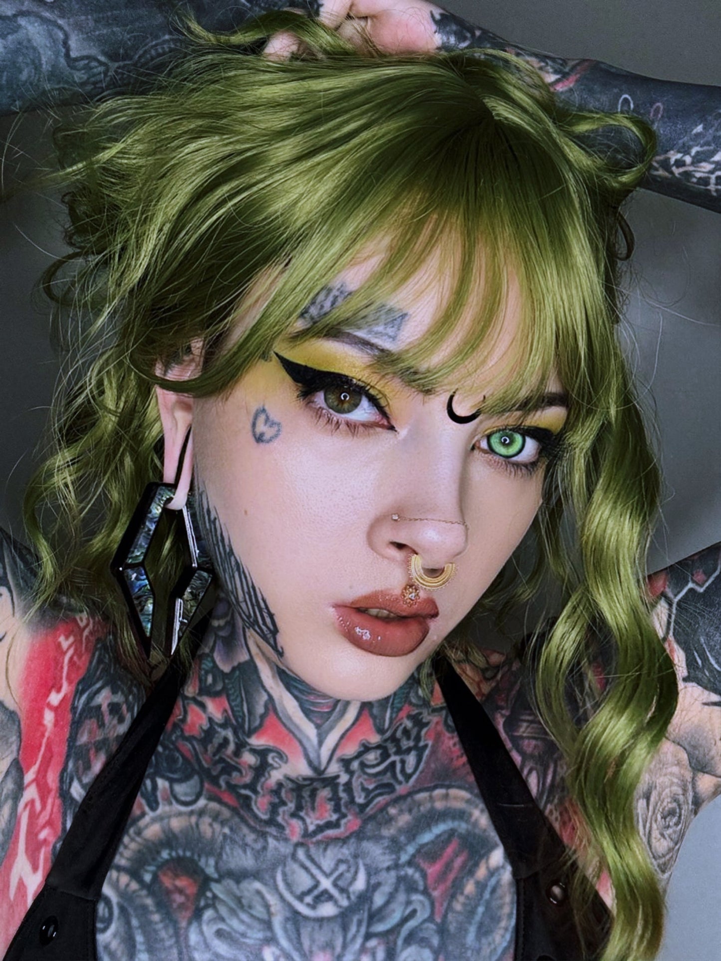 Shell-Shape Ear Hangers & Weights - PunkPlugs