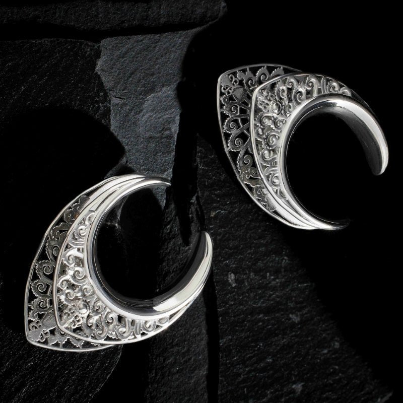 Floral Steel Ear Saddles - PunkPlugs