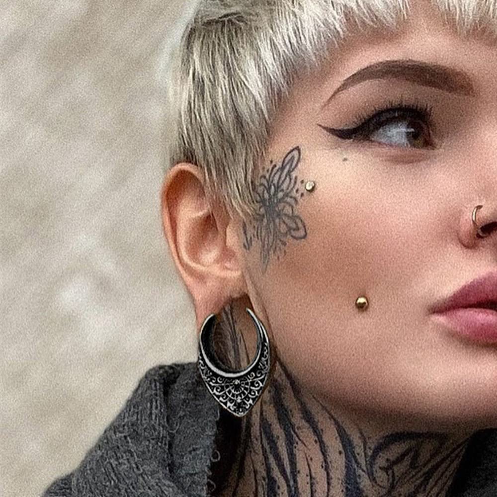 Floral Steel Ear Saddles - PunkPlugs