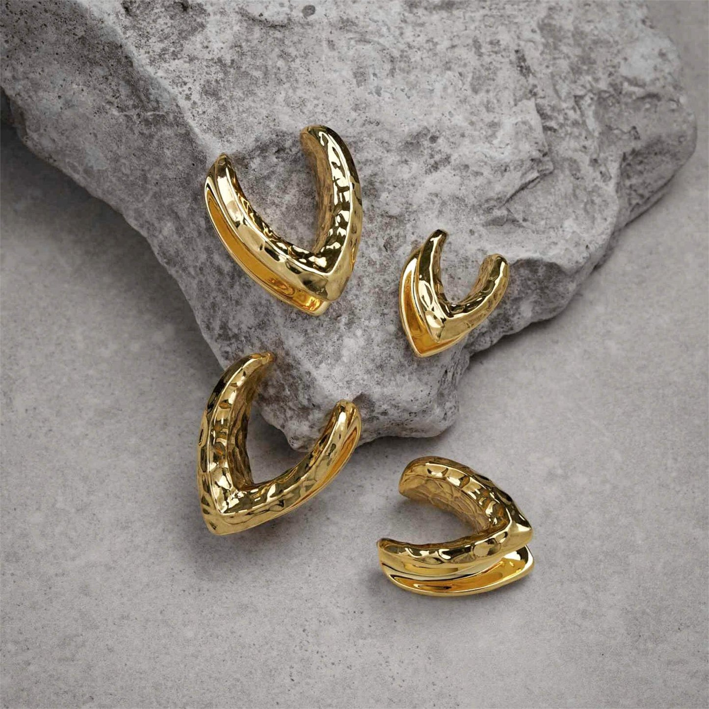 PunkPlugs Hammered Valka Copper Ear Saddles