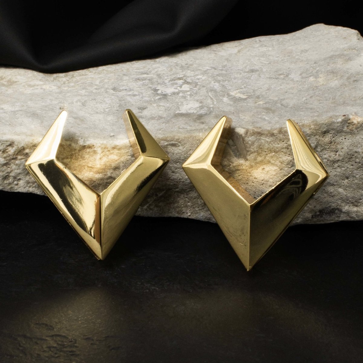 Victory Ear Saddles - PunkPlugs