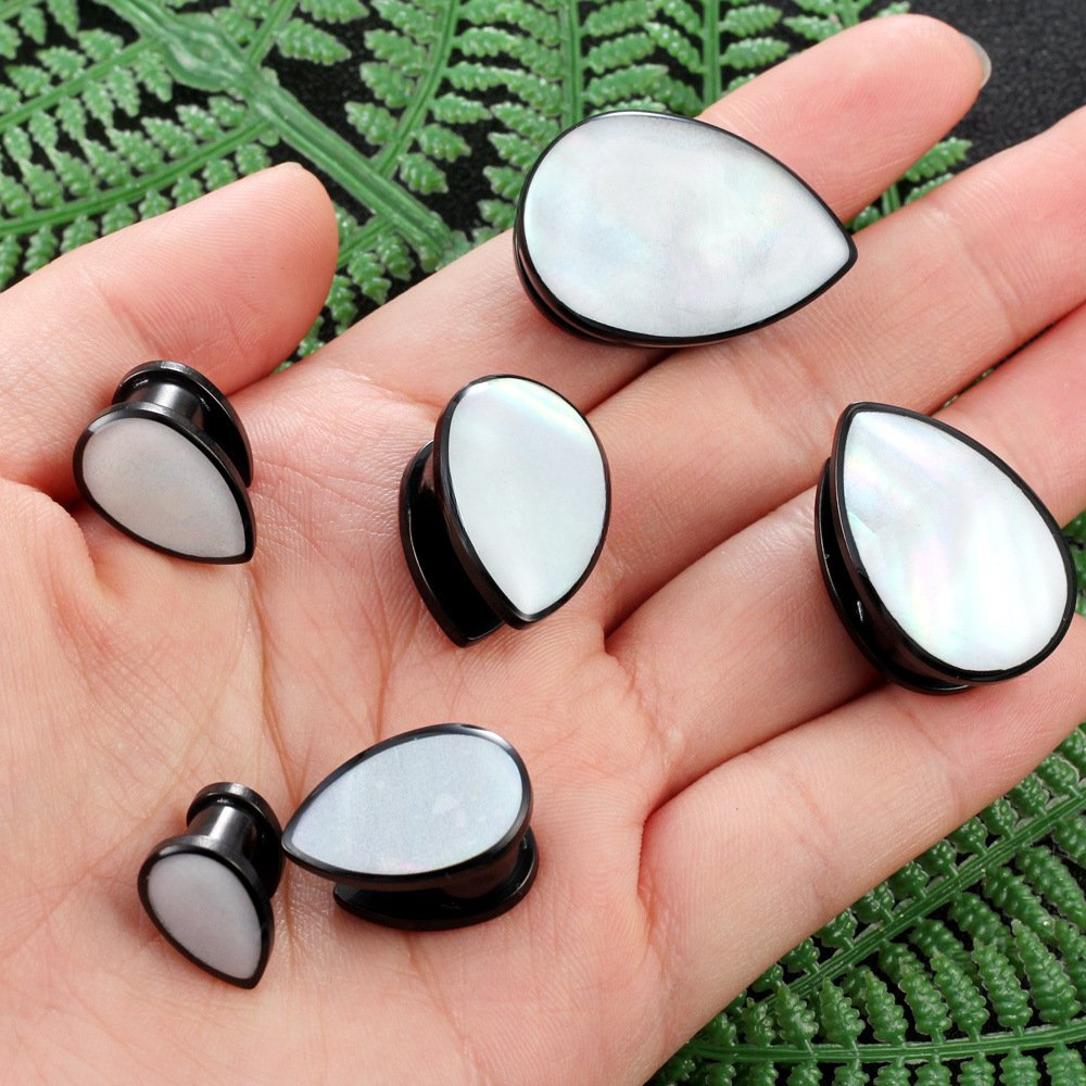PunkPlugs Pearl Waterdrop Ear Plugs