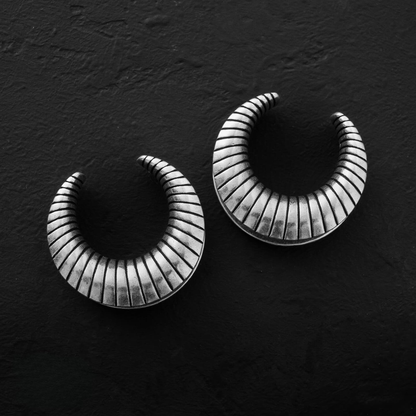 PunkPlugs Ridged Ear Saddles Tunnels